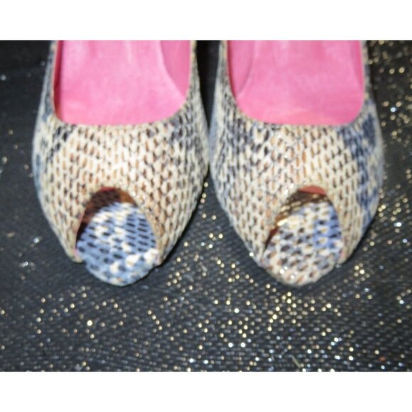 Crown Vintage Natural & Blue Python Embossed Leather Peep toe pumps size 8.5 - Picture 2 of 12